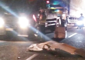 Masuk Kolong Truk, Pemotor Tewas Tergilas