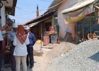 Disdagin Sidak Pembangunan Pasar Karangmulya