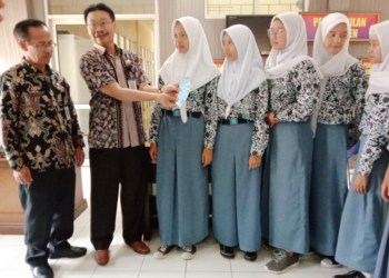 Memprioritaskan  E KTP untuk Usia Pemula