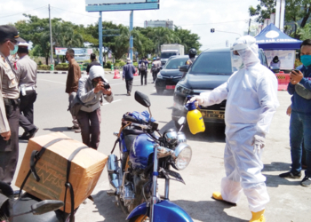 Bupati Cirebon Pantau Ceck Point