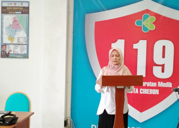 Kepala DPKUKM Kota Cirebon, drh Hj Maharani Dewi