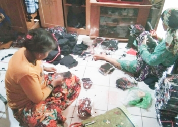 Peoduksi Masker Rumahan