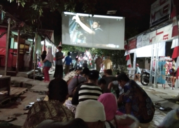 Peringati HUT RI Ke 75, Masyarakat Desa Prajawinangun Kulon Gelar Tahlil Akbar Dan Makan Bersama Di Jalan Poros