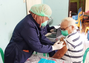 Dua Kecamatan di Kota Cirebon Mulai Vaksinasi Lansia
