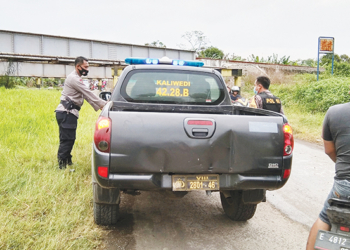 Ngabuburit Menantang Maut di Kaliwedi Cirebon Dibubarkan Polisi