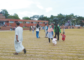 Komisi II DPRD Kota Cirebon Desak Perbaikan Alun-alun Kejaksan