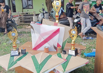Andeskar Gelar Lomba Layang-layang