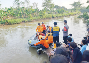 Terpeleset saat Hendak Cuci Muka, Bocah 11 Tahun Tenggelam di Sungai Gegerkan Warga Jagapura
