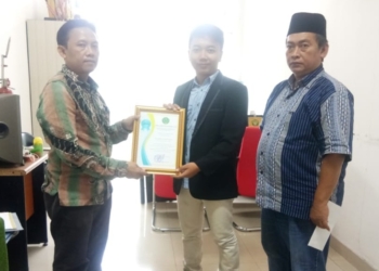 Terus Mendulang Prestasi, Mahasiswa KPI IAIN Cirebon Ini dapat Kadeudeuh