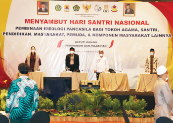 Terkendala Vaksinasi, Kabupaten Cirebon Turun ke Level 2 Berat