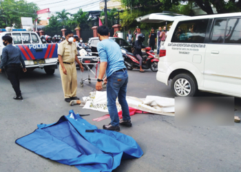 Pengendara Motor Tewas Mengenaskan Terlindas Truk di Jalan Evakuasi Cirebon
