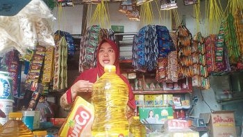 Di Pasar Tradisional Harga Minyak Goreng Masih Tinggi, Pedagang Bingung