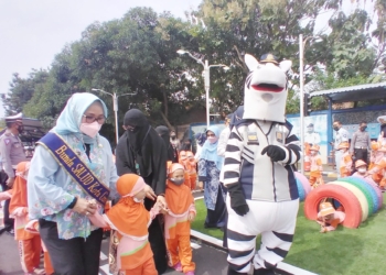 Jadi Bunda “Salud”, Wakil Wali Kota Cirebon Edukasi Anak Tertib Lalu Lintas