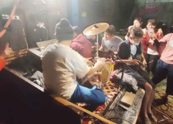 Diana Sastra, Ratu Tarling Pantura Rela Ngobrog Keliling Kampung