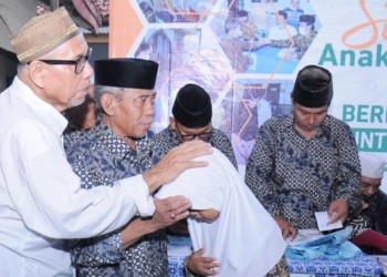 21 Tahun Sayid Suropati Santuni Ratusan Yatim Piatu dan Gratiskan Biaya Sekolah