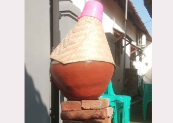 Tradisi Gentong Haji di Suranenggala Masih Terjaga