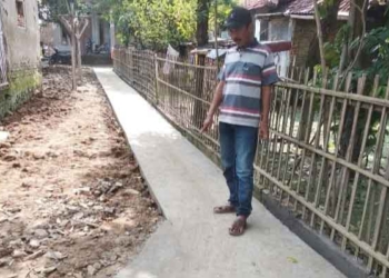 Pemdes Mekarsari Perbaiki Fasum