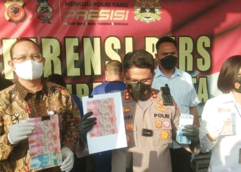 Jual Uang Palsu di Facebook, Sepasang Suami Istri Ditangkap