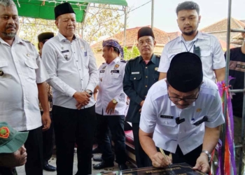 Bupati-Cirebon-Resmikan-Mushalla-Raudhlatul-Jannah