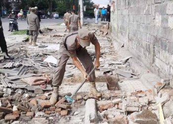 Langgar KTL dan Jadi Tempat Prostitusi, Sejumlah Warung Dibongkar
