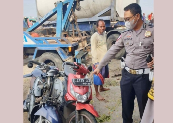 Kecelakaan di Cirebon, Truk Fuso Tabrak Warung dan 5 Sepeda Motor, Adakah Keluarga Anda? Ini Daftarnya