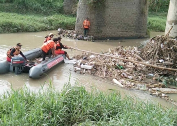 Pencarian Hari Kedua, Santri Tegalgubug yang Hanyut Belum Ditemukan