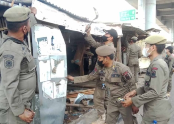 Bangunan-Liar-Flayover-Gebang-Ditertibkan-(2)