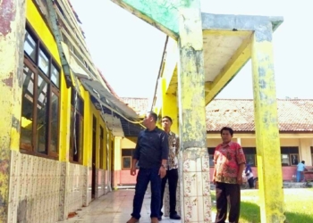 Bangunan-SDN-Astanamukti-Kecamatan-Pangenan-Nyaris-Ambruk