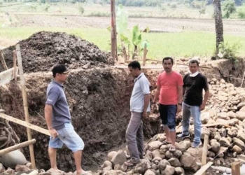 Jembatan-Penghubung-Desa-Panongan