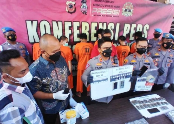 Polisi-Bongkar-Peredaran-Sabu-Sistem-Tempel