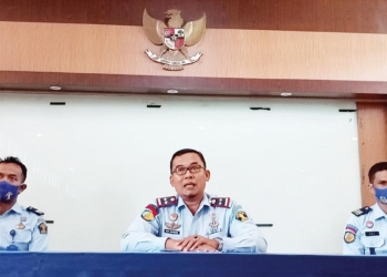 Kepala-Lapas-Narkotika-Kelas-II-Gintung-Cirebon-Nur-Bambang-Supri-Handono
