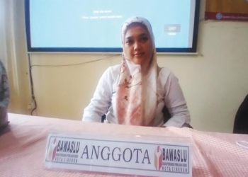 Komisioner-Bawaslu-Kota-Cirebon-Kordiv-SDM-Organisasi-dan-Datin-Devi-Siti-Sihatul-Afiah