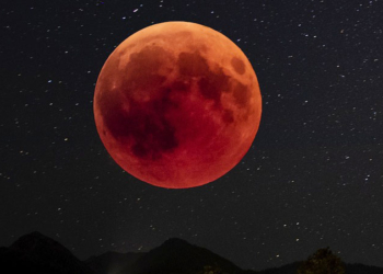 Jangan Sampai Terlewat, Petang Ini Gerhana Bulan Darah Total, Berwarna Merah Darah yang Menakjubkan, Ini Jadwal Rotasi Blood Moon