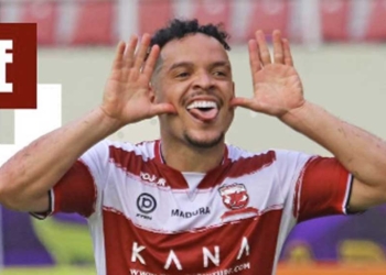 Hugo Gomes Gagal Eksekusi Penalti, Madura United Menang Tipis Atas PSS Sleman, Laskar Sape Kerrab Nanjak ke Posisi 2 Klasemen Sementara BRI Liga 1