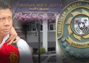 Muncul Fans Pendukung Berkaos Pejuang Keadilan di Detik-Detik Vonis Ferdy Sambo