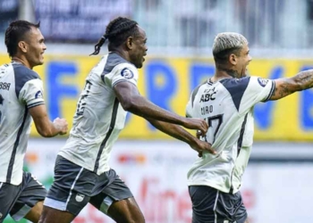 Persib Bandung VS Arema FC, Siap Salip PSM Makassar