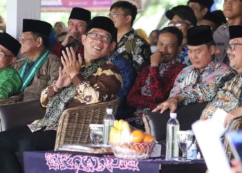Puncaki Survey Capres Alternatif, Ridwan Kamil Tetap Dukung Airlangga Hartarto