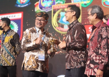 Capai UHC 96,07 Persen, Pemkab Cirebon Dapat Penghargaan dari Wakil Presiden