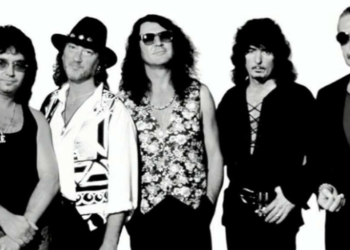 Deep Purple Bakal Goyang Presiden Jokowi dan Ganjar Pranowo di UMS