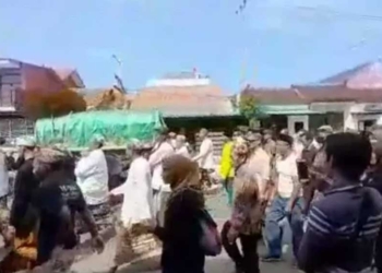 Dari Keraton Kanoman ke Kompleks Makam Sunan Gunungjati, Jenazah Permaisuri Ibu Ratu Sepuh Diarak 8 Km