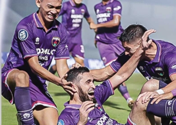 Persib Bandung Makin Ringan Usai Persita Tekuk Persija