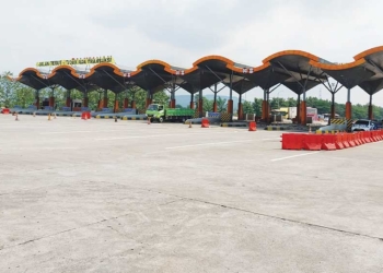 Ngejos, Tak Ada Transaksi di Gerbang Tol Palimanan, Kendaraan Jalan Terus
