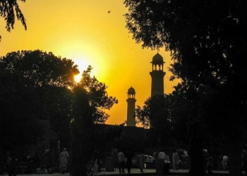 Begini Serangkaian Ibadah saat Gerhana Matahari Hybrid di H-1 Lebaran 2023