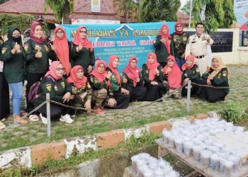 DPC Pejuang Siliwangi Bagikan Takjil Gratis