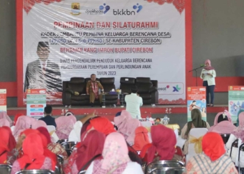 Ribuan Kader PPKBD Kabupaten Cirebon Kumpul di GOR Ranggajati, Curhat Minta Ini