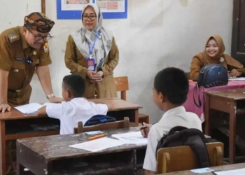 32.499 siswa SD di Kabupaten Cirebon Jalani Ujian Sekolah, Bupati Imron dan Wabup Ayu Bagi Tugas Monitoring