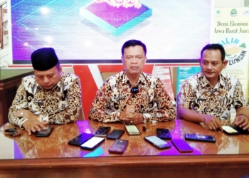 Persib Legend Vs Pemkab Cirebon dan Forkopimda, Juicy Luicy Meriahkan Grebeg Cirebon Katon Sesi 2