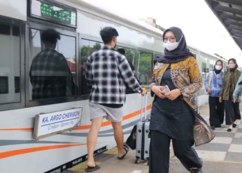 Tiket Kereta Api Tarif Khusus Baru, PT KAI Daop 3 Cirebon Tambah Dua Rute, Berangkat dari Stasiun Cirebon ke Jogja dan Semarang