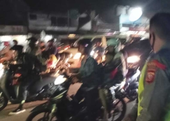 Terputus, Polisi Alihkan Arus Lalulintas di Jalan Nasional Wangon – Cilacap, Tujuan Cilacap, Bandung dan Yogyakarta