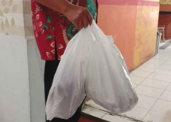 Kantong Kresek Plastik Bakal Dilarang Digunakan di Kabupaten Cirebon